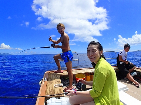 【石垣島】パナリ島1日　釣り体験＆シュノーケリングツアー（送迎あり）