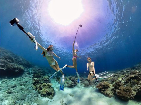 【那覇発】（半日）体験スキンダイビング＆ケラマクルージングツアー