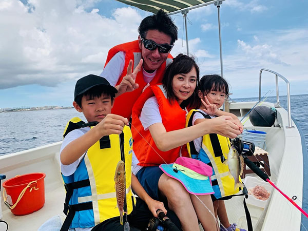 【北谷浜川漁港発】手ぶらOK！沖縄で気軽に船釣り体験（2時間）