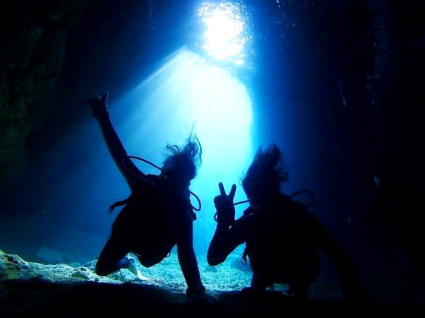 【恩納村】青の洞窟体験ダイビング＆ウミガメシュノーケル♪GoPro撮影データ付き♪