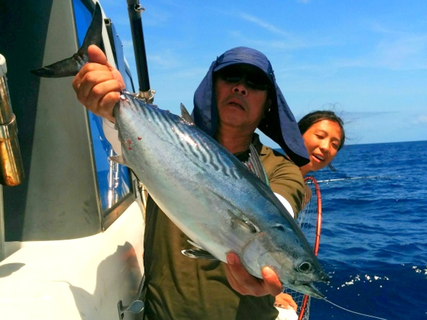 沖釣り体験＆熱帯魚シュノーケリング｜恩納村